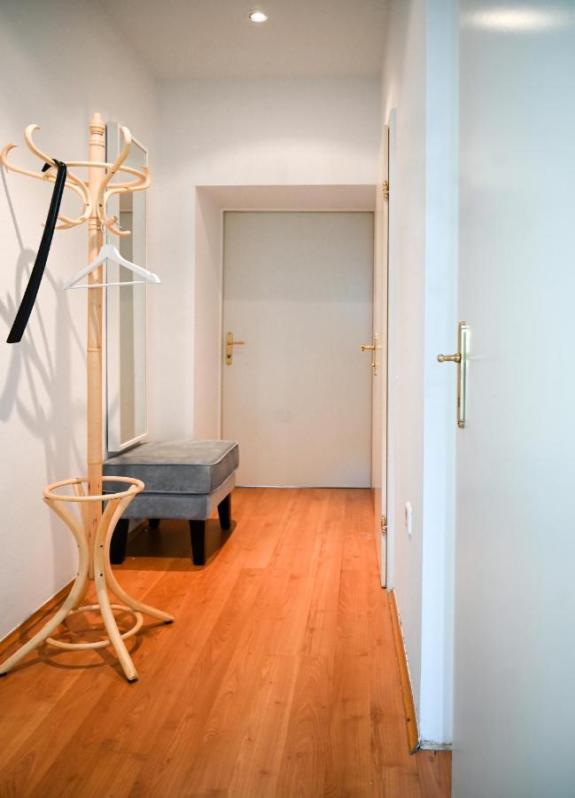 Modern Apartment Westbahnhof Viena Exterior foto